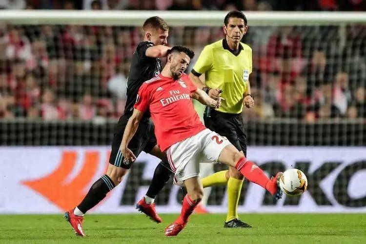 开元官网登录入口包含今晚亚冠焦点战；本菲卡扳平良机；引发热议；轮换策略成焦点的词条