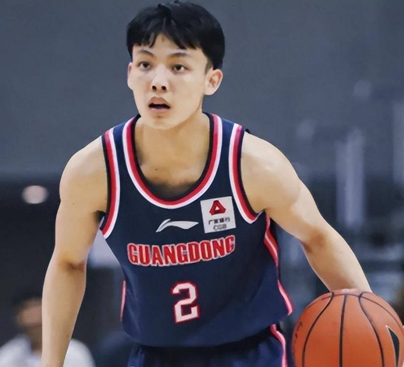 Kaiyuan Game card包含深圳男篮迎CBA季后赛关键赛，赛后外线爆发，引发热议，身体对抗强度拉满的词条